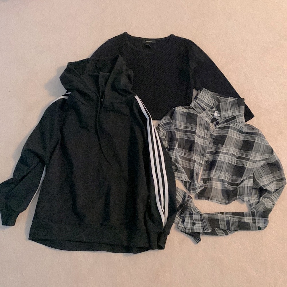 Women’s Black Top Bundle (Size XS-S)